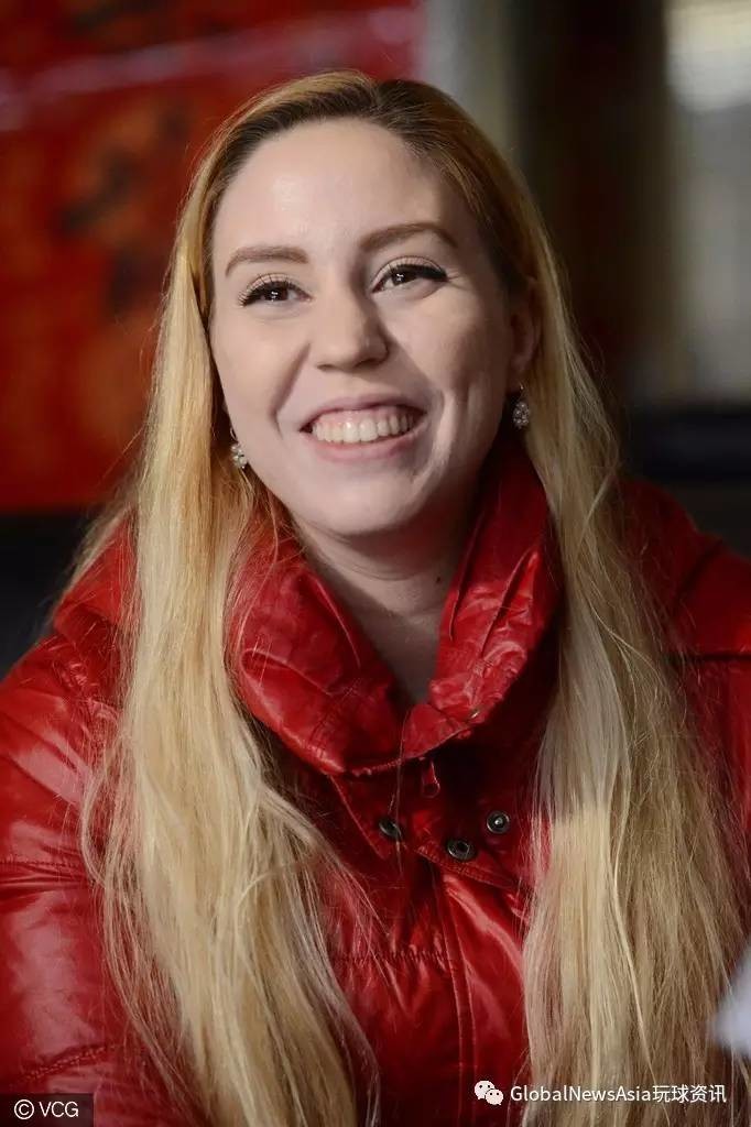 Foreign girls and their Chinese Mr. Right ???