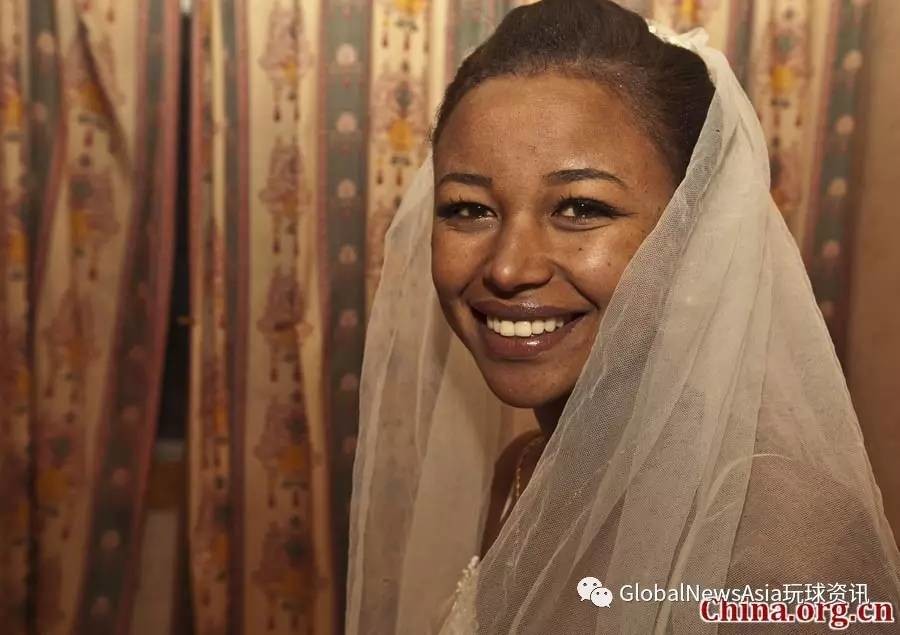 Foreign girls and their Chinese Mr. Right ???