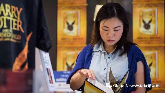 CHINA BANS NEW FOREIGN CHILDREN'S BOOKS ?